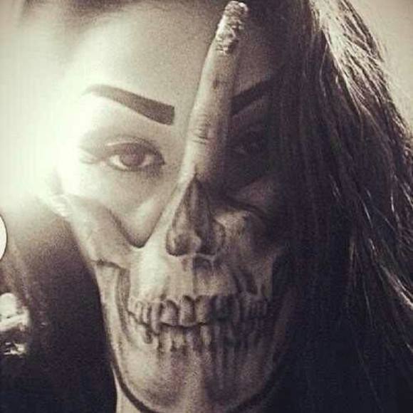 Meet your Posher, Susan - Picture 1 of 2